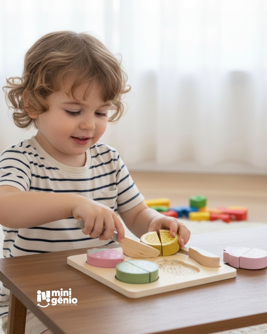 Brinquedo Kit Frutas Velcro com Corte