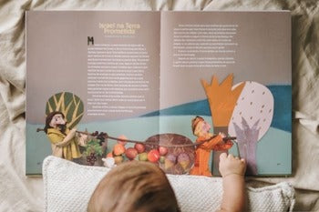 Livro A incrível Bíblia com 45 histórias ilustradas