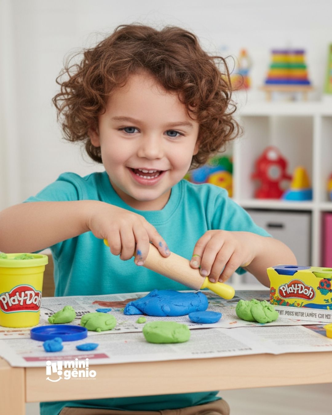 Kit de Massinha com 4 Potes e 4 Cores Variadas Play-Doh