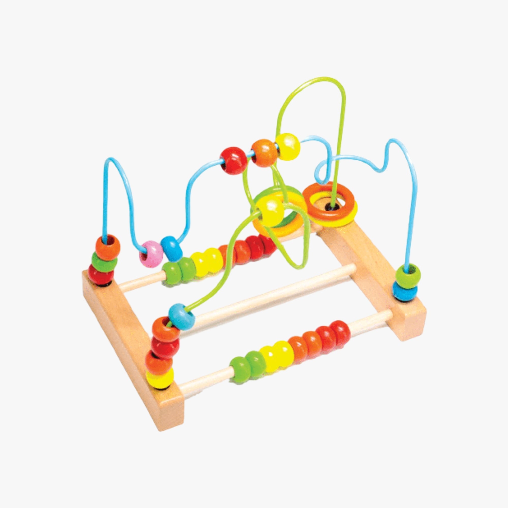 Peças geométricas coloridas do aramado educativo em close