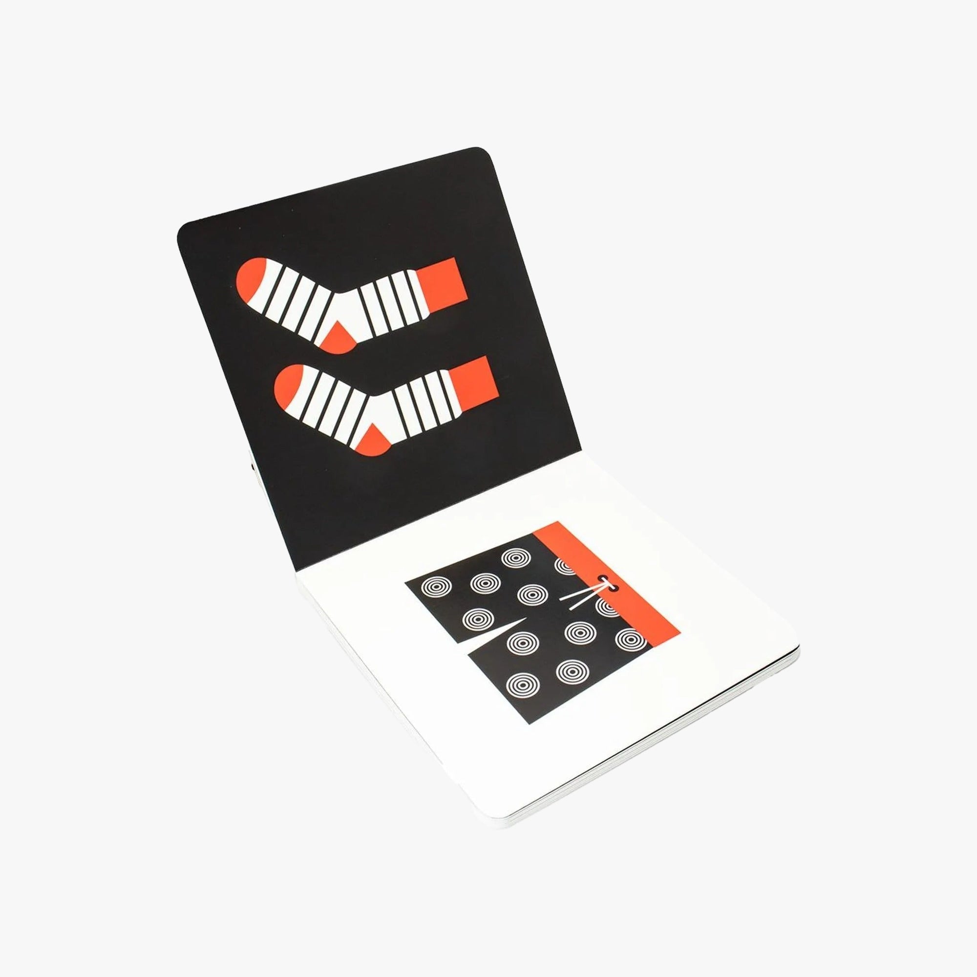 Livro Escolinha Baby Montessori - Contrastes! Vamos nos Vestir
