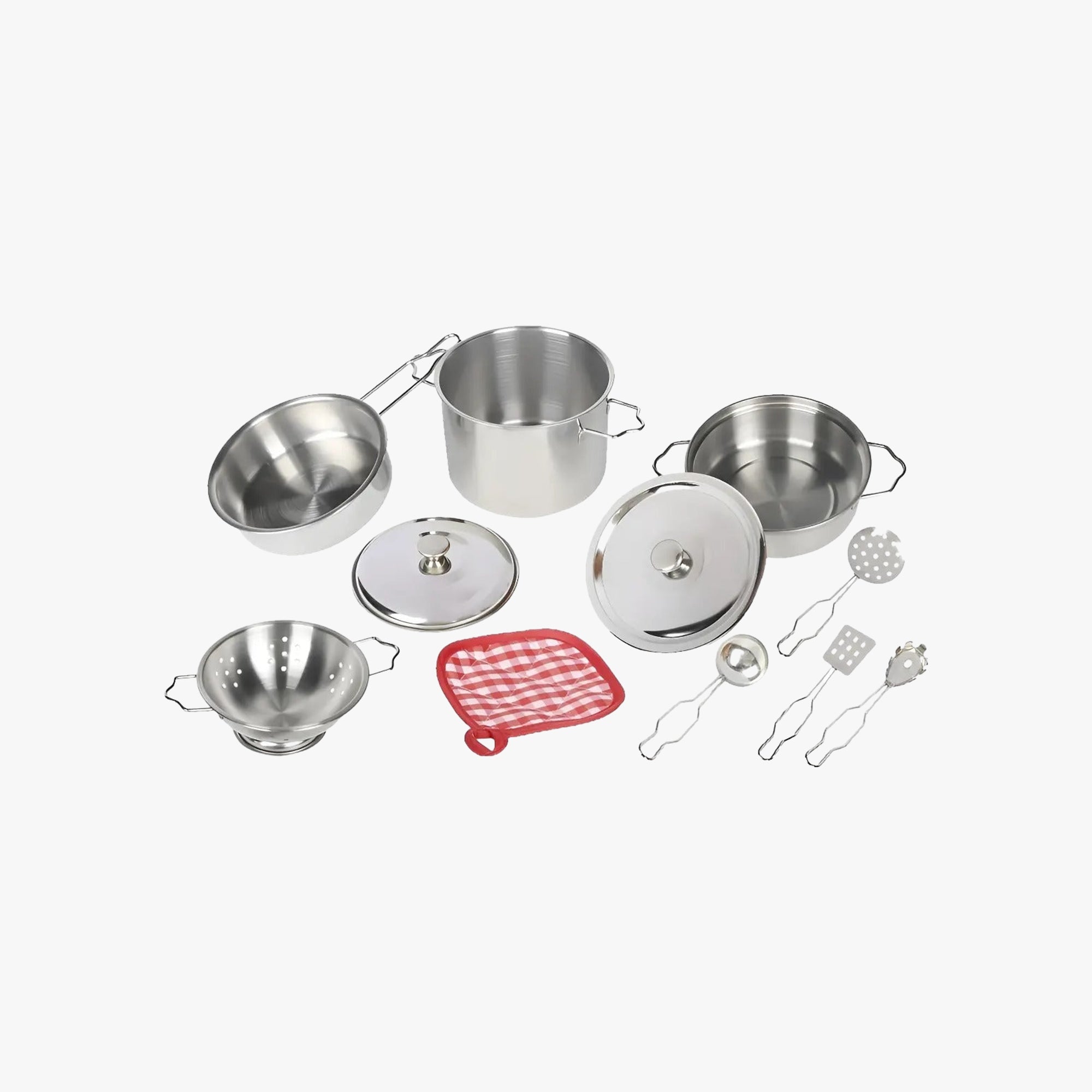 Kit de cozinha infantil com 11 peças em inox — panelas, colher e utensílios sobre superfície clara