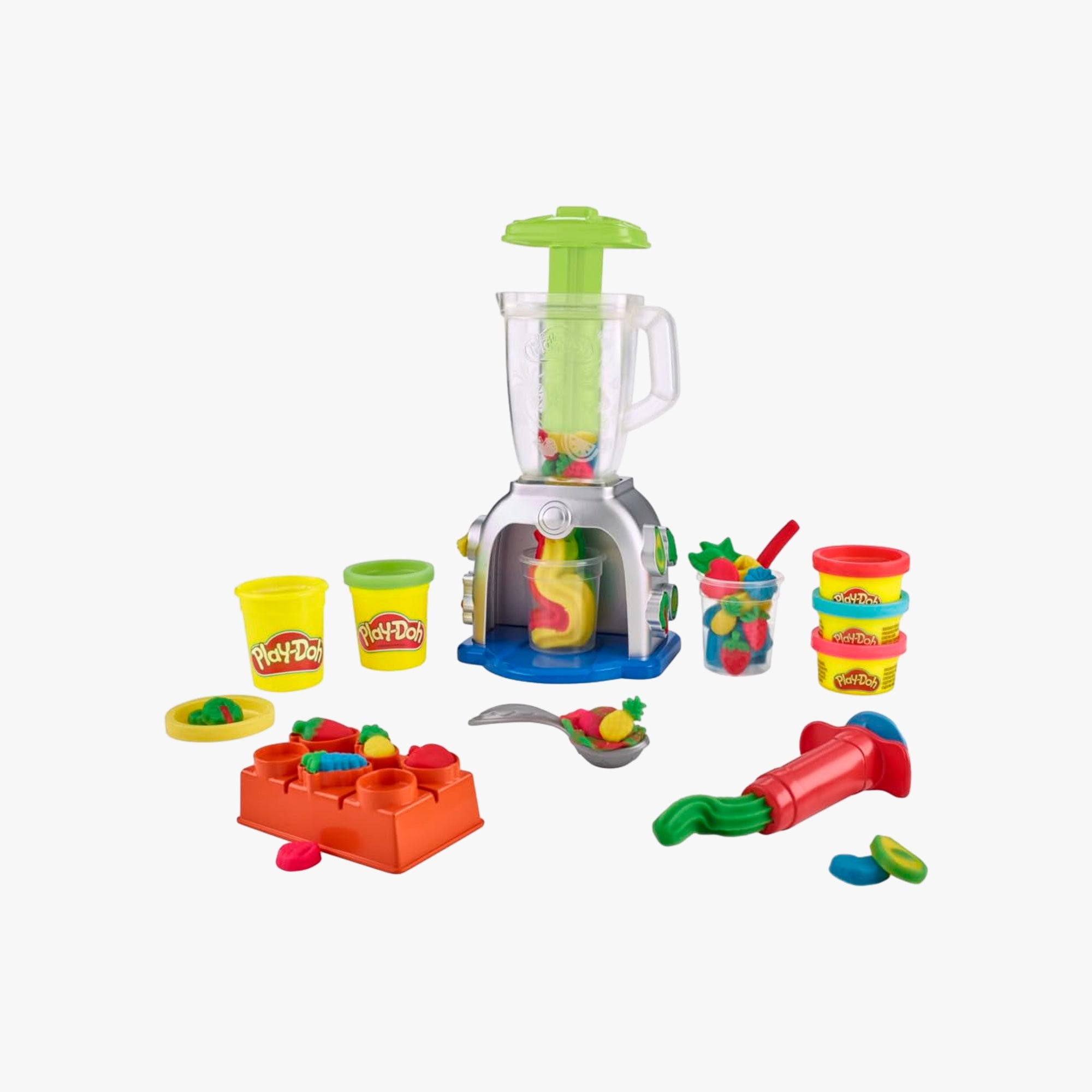 Moldes de frutas e cubos de gelo do kit Play-Doh smoothies sobre superfície colorida