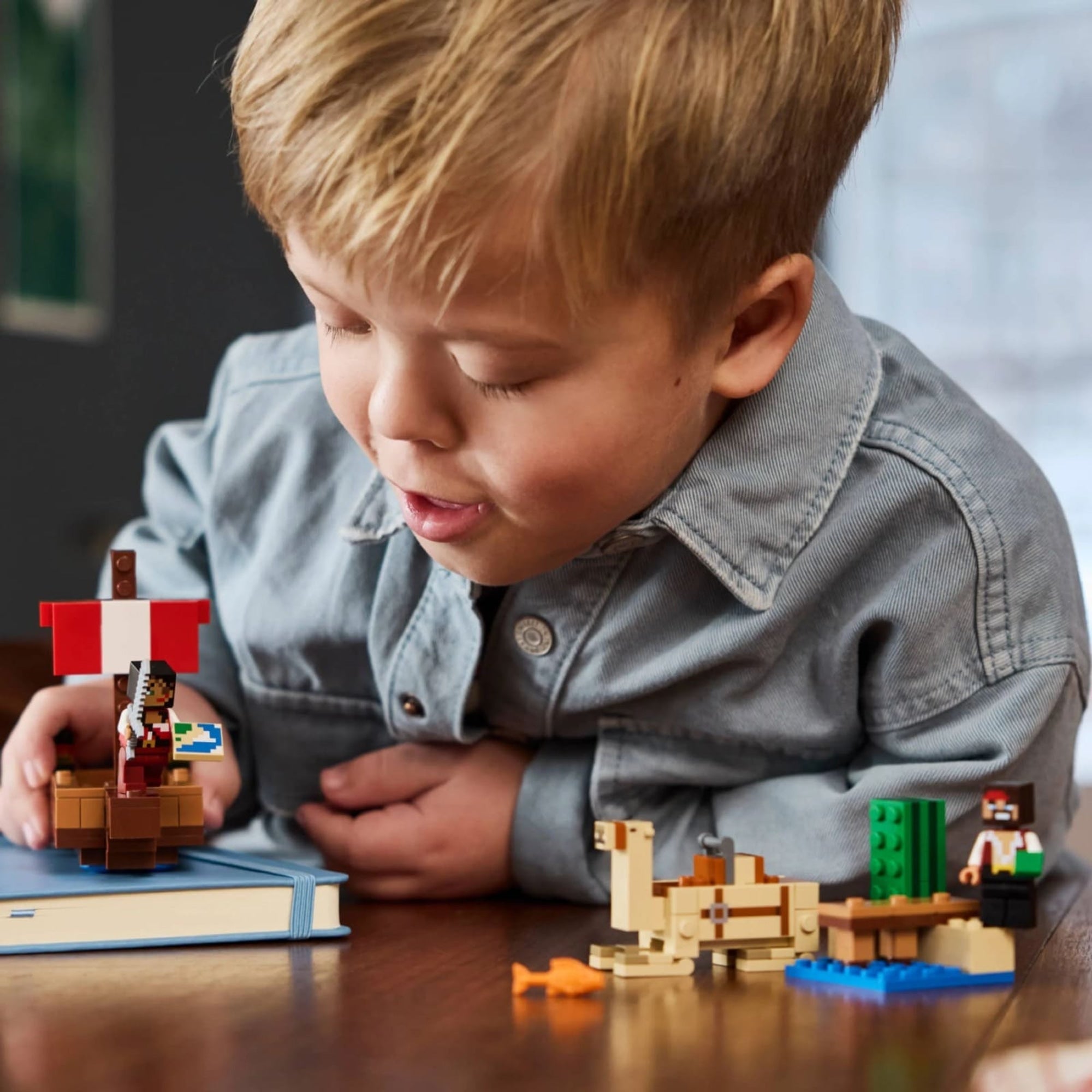 Lego Minecraft - A Viagem do Navio Pirata